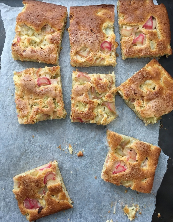 Resepti | Raparperikakku 